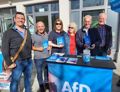 Wahlkampfendspurt beim Infostand in Unterschleißheim
